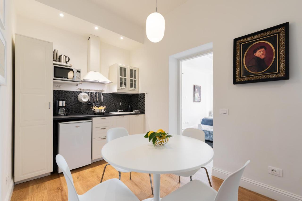 Lovely Apartment With Balcony Florence Buitenkant foto